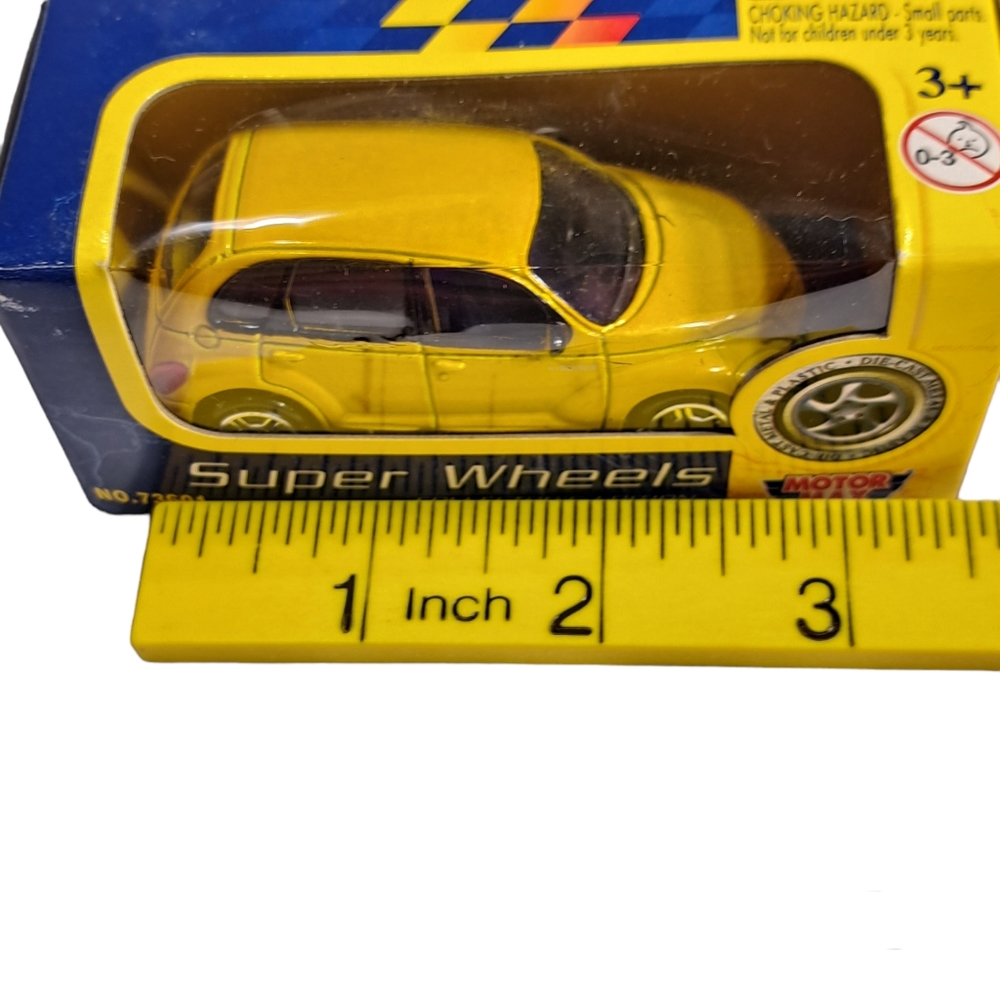 Motor Max Super Wheels Yellow Toy Car Editions - Picture 7 of 9